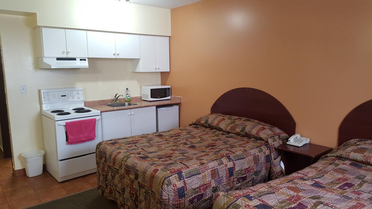 Royal Windsor Motel Екстер'єр фото