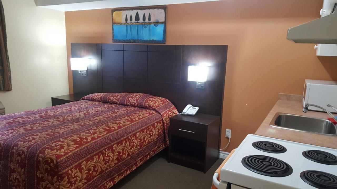Royal Windsor Motel Екстер'єр фото